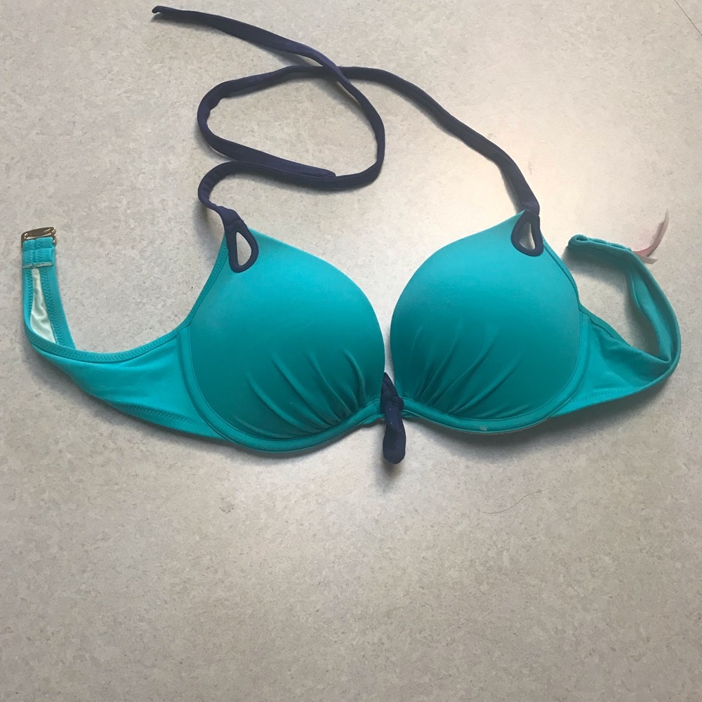 Victoria’s Secret Bikini Top